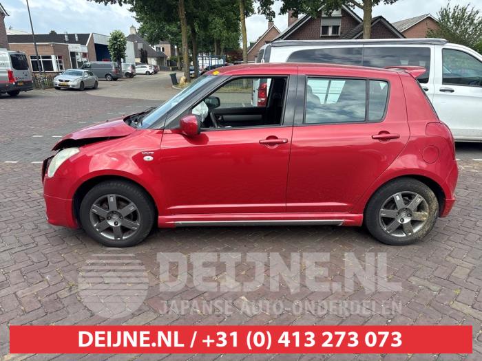 Suzuki Swift 1.5 VVT 16V Sloopvoertuig (2005, Rood)