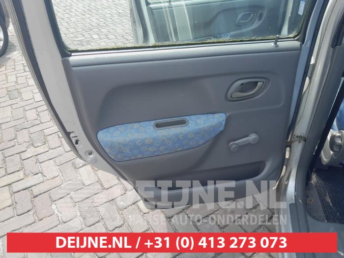 Suzuki Wagon-R+ 1.3 16V Sloopvoertuig (2002, Grijs)