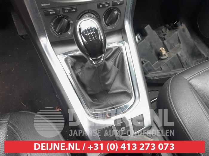 Opel Antara 2.2 CDTI 16V 4x2 Sloopvoertuig (2013, Grijs)