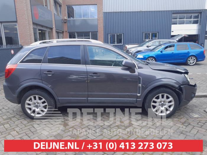 Opel Antara 2.2 CDTI 16V 4x2 Sloopvoertuig (2013, Grijs)