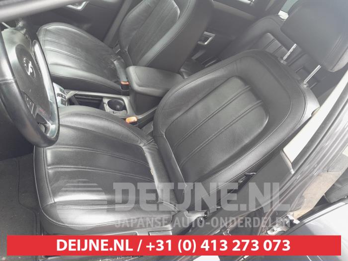 Opel Antara 2.2 CDTI 16V 4x2 Sloopvoertuig (2013, Grijs)