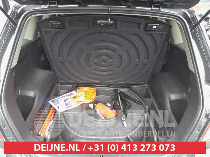 Opel Antara 2.2 CDTI 16V 4x2 Sloopvoertuig (2013, Grijs)