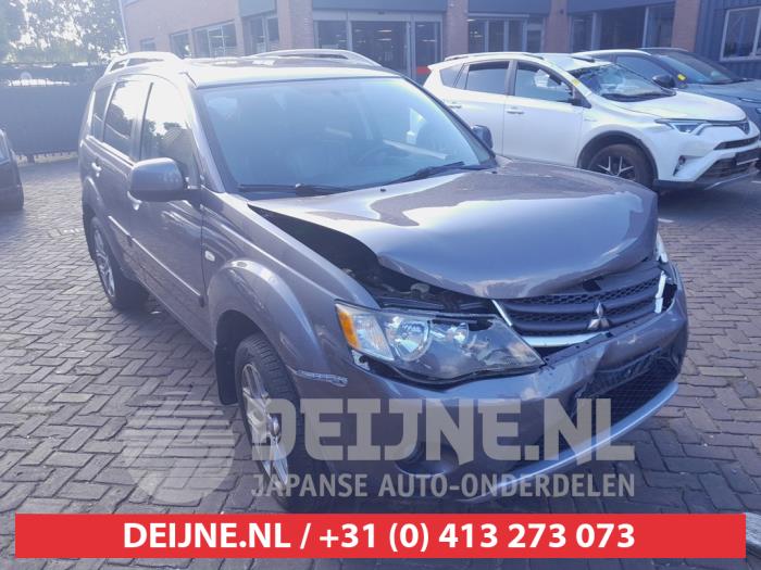 Mitsubishi Outlander Getriebe O674411 Spenderfahrzeug