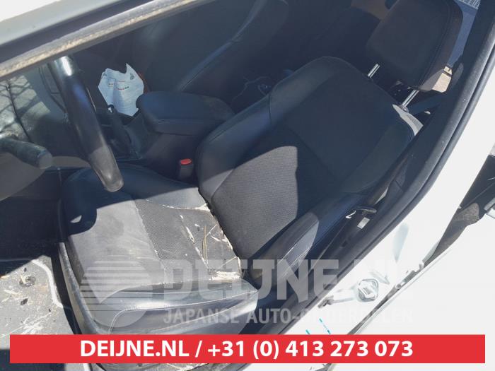 Toyota RAV4 2.5 Hybrid 16V VVT-i 4x4 Sloopvoertuig (2017, Wit)