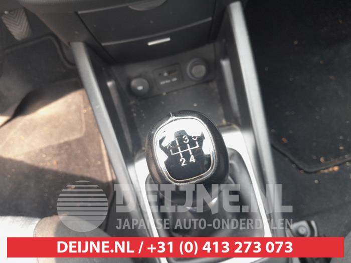 Kia Cee'd 1.4 CVVT 16V Sloopvoertuig (2010, Zwart)