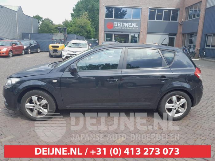 Kia Cee'd 1.4 CVVT 16V Sloopvoertuig (2010, Zwart)