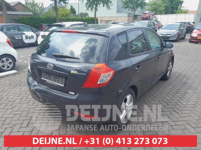 Kia Cee'd 1.4 CVVT 16V Sloopvoertuig (2010, Zwart)
