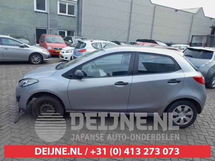 Mazda 2 1.3 16V S-VT Sloopvoertuig (2013, Grijs)