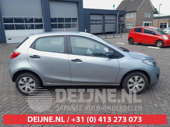 Mazda 2 1.3 16V S-VT Sloopvoertuig (2013, Grijs)