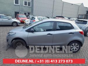 Mazda 2 07-