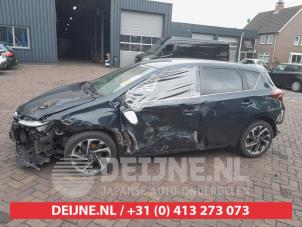 Toyota Auris 13-