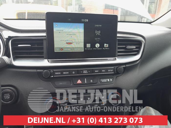 Kia Ceed 1.0i T-GDi 12V Sloopvoertuig (2018, Grijs)