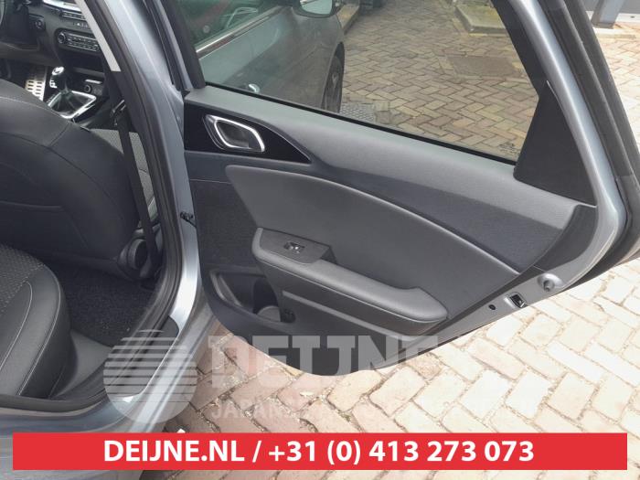 Kia Ceed 1.0i T-GDi 12V Sloopvoertuig (2018, Grijs)