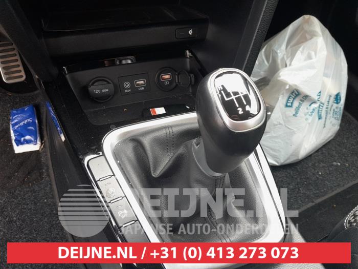 Kia Ceed 1.0i T-GDi 12V Sloopvoertuig (2018, Grijs)