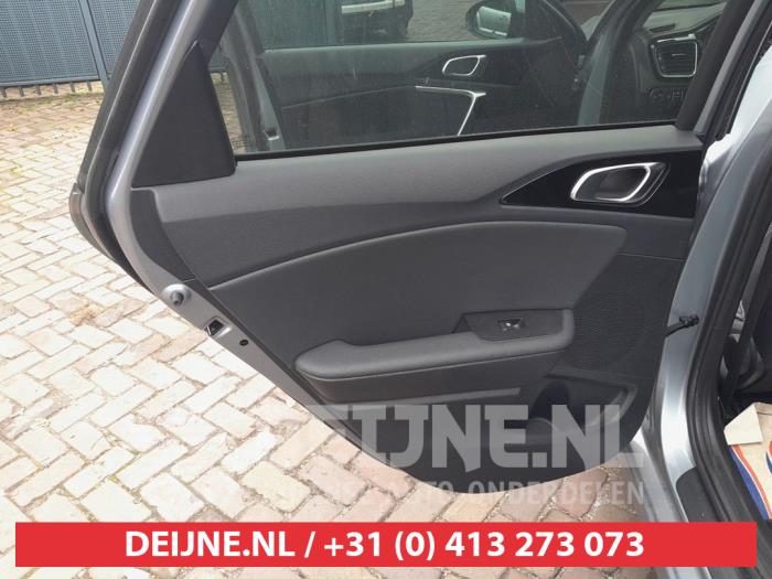 Kia Ceed 1.0i T-GDi 12V Sloopvoertuig (2018, Grijs)