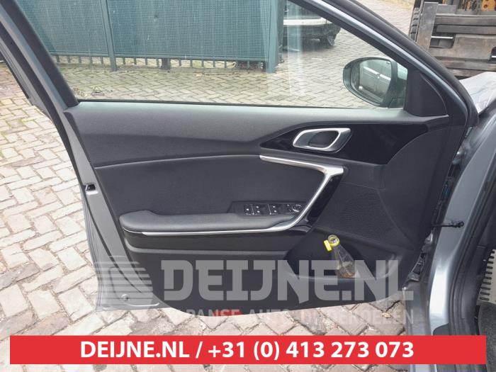 Kia Ceed 1.0i T-GDi 12V Sloopvoertuig (2018, Grijs)
