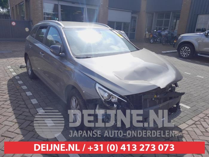 Hyundai I30 Spoiler O701975 Donorvoertuig