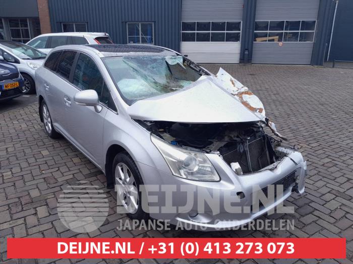 Toyota Avensis Aandrijfas rechts-voor O679635 Donorvoertuig