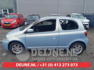 Toyota Yaris 1 00-