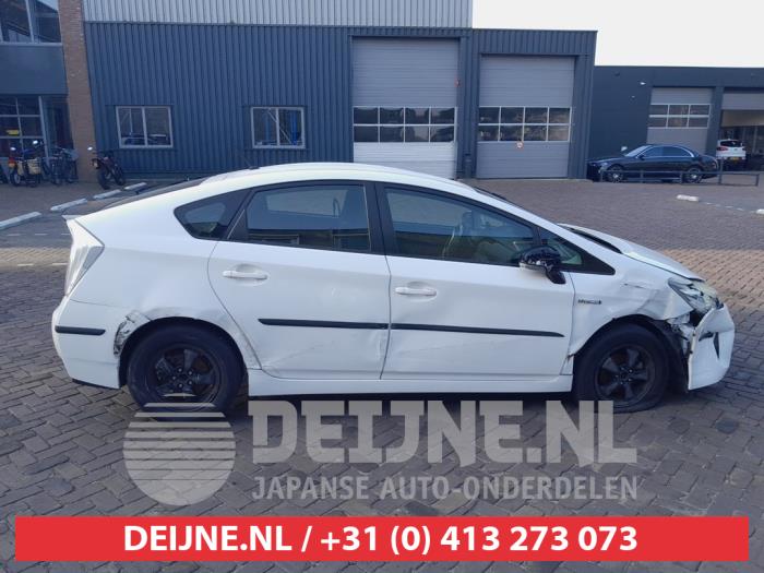 Toyota Prius 1.8 16V Sloopvoertuig (2013, Wit)