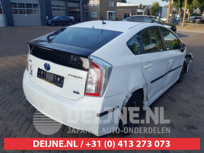 Toyota Prius 1.8 16V Sloopvoertuig (2013, Wit)