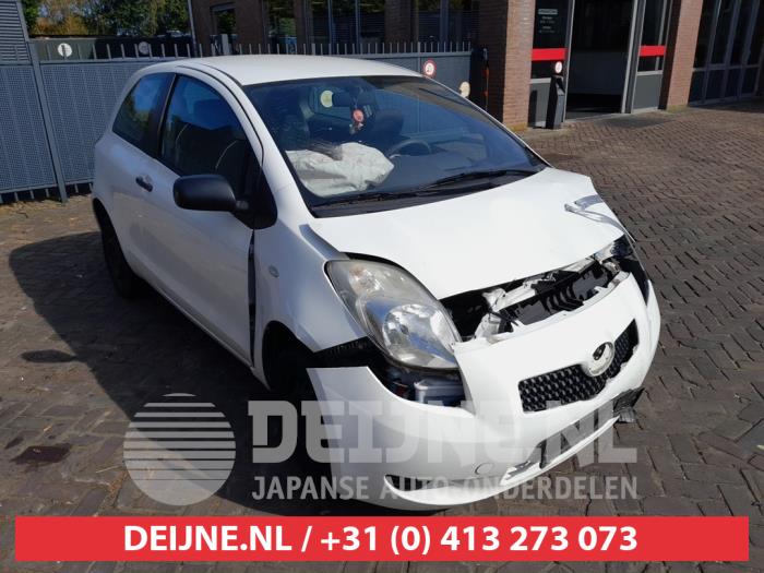 Toyota Yaris Versnellingsbak O681795 Donorvoertuig