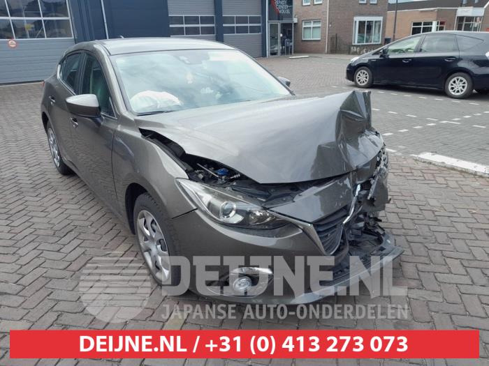 Mazda 3 2.0 SkyActiv-G 16V Sloopvoertuig (2014, Bruin)
