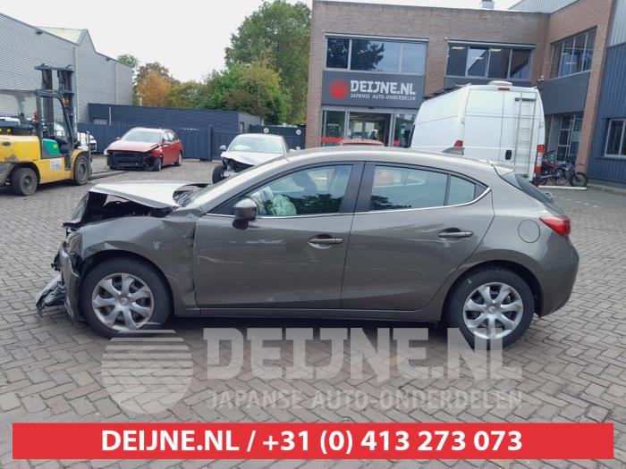 Mazda 3 2.0 SkyActiv-G 16V Sloopvoertuig (2014, Bruin)