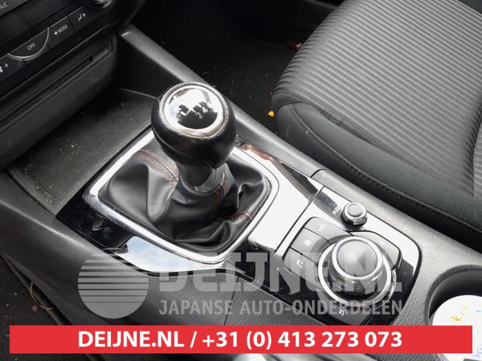 Mazda 3 2.0 SkyActiv-G 16V Sloopvoertuig (2014, Bruin)