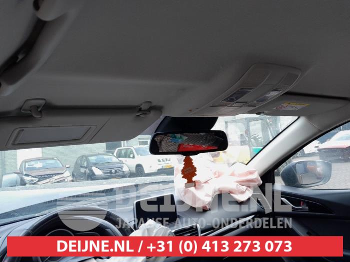 Mazda 3 2.0 SkyActiv-G 16V Sloopvoertuig (2014, Bruin)