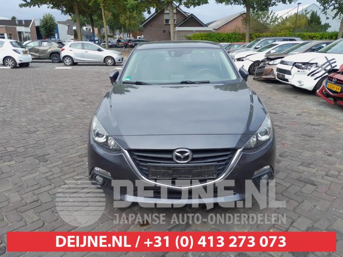 Mazda 3 2.2 SkyActiv-D 150 16V Sloopvoertuig (2015, Grijs)