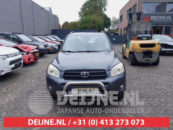 Toyota RAV4 2.0 16V VVT-i 4x4 Sloopvoertuig (2006, Donker, Grijs)