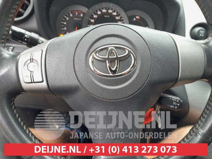 Toyota RAV4 2.0 16V VVT-i 4x4 Sloopvoertuig (2006, Donker, Grijs)