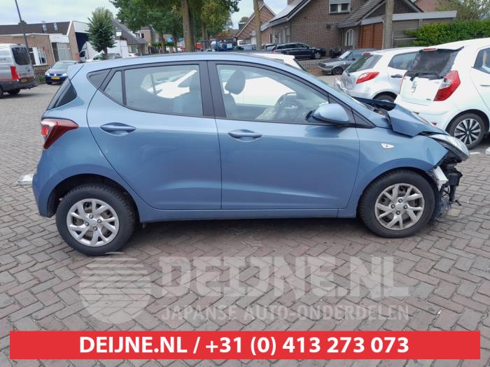 Hyundai i10 1.0 12V Sloopvoertuig (2017, Blauw)