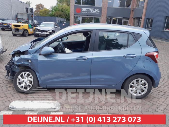Hyundai i10 1.0 12V Sloopvoertuig (2017, Blauw)