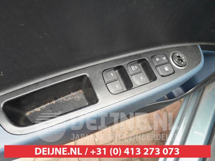 Hyundai i10 1.0 12V Sloopvoertuig (2017, Blauw)