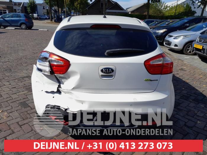 Kia Rio III 1.2 CVVT 16V Sloopvoertuig (2013, Wit)