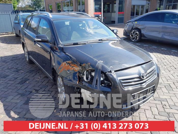 Toyota Avensis Tür 4-türig rechts hinten O689151 Spenderfahrzeug