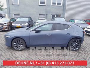 Mazda 3 18-
