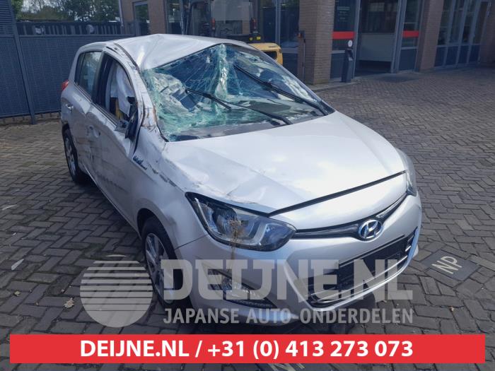 Hyundai I20 Rear seatbelt, right O690275 Donor vehicle