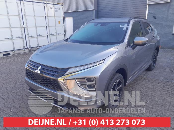 Mitsubishi Eclipse Cross 2.4 16V PHEV 4x4 Sloopvoertuig (2023, Grijs)