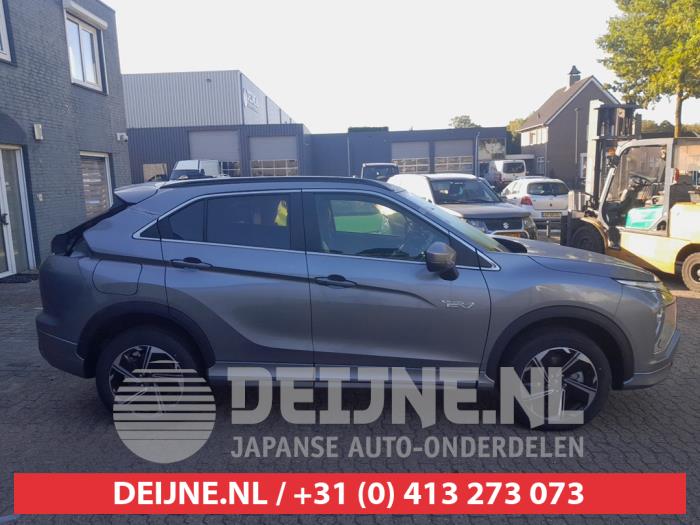 Mitsubishi Eclipse Cross 2.4 16V PHEV 4x4 Sloopvoertuig (2023, Grijs)