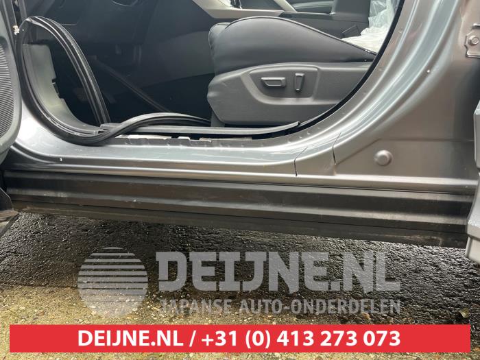 Mitsubishi Eclipse Cross 2.4 16V PHEV 4x4 Sloopvoertuig (2023, Grijs)