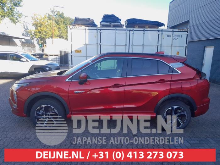 Mitsubishi Eclipse Cross 2.4 16V PHEV 4x4 Sloopvoertuig (2023, Rood)