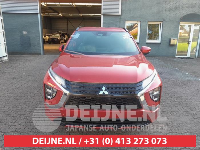 Mitsubishi Eclipse Cross 2.4 16V PHEV 4x4 Sloopvoertuig (2023, Rood)