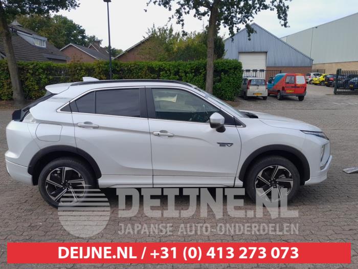 Mitsubishi Eclipse Cross 2.4 16V PHEV 4x4 Sloopvoertuig (2023, Wit)