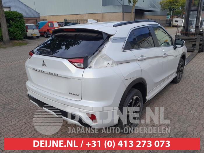 Mitsubishi Eclipse Cross 2.4 16V PHEV 4x4 Sloopvoertuig (2023, Wit)