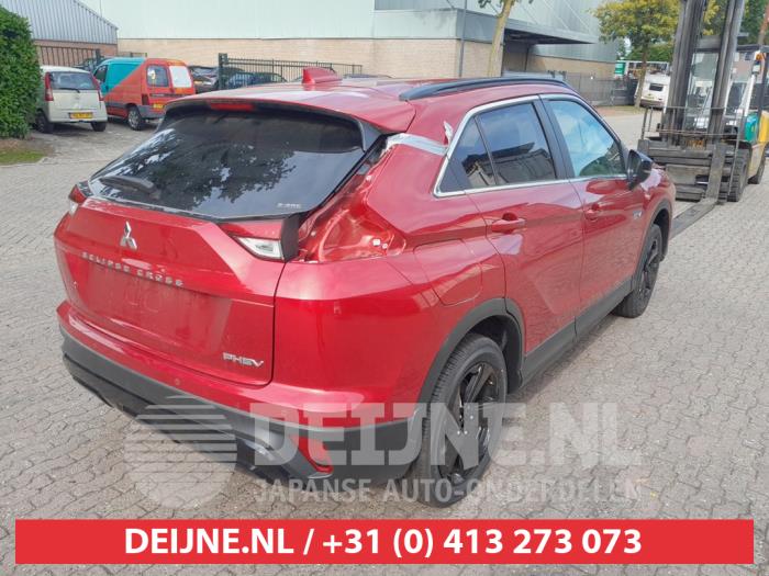 Mitsubishi Eclipse Cross 2.4 16V PHEV 4x4 Sloopvoertuig (2023, Rood)