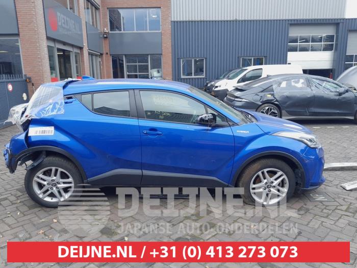 Toyota C-HR 1.8 16V Hybrid Sloopvoertuig (2021, Blauw)