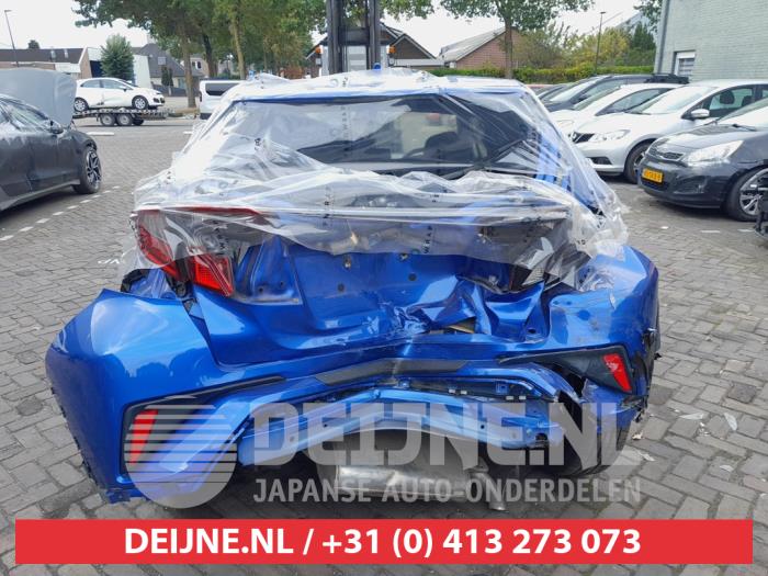 Toyota C-HR 1.8 16V Hybrid Sloopvoertuig (2021, Blauw)